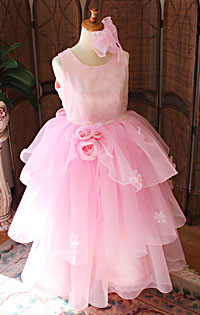 ピアノの発表会ドレス ピンクのドレス