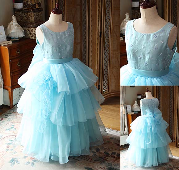 バイオリンのコンクール用ドレス ブルーのディアードドレス