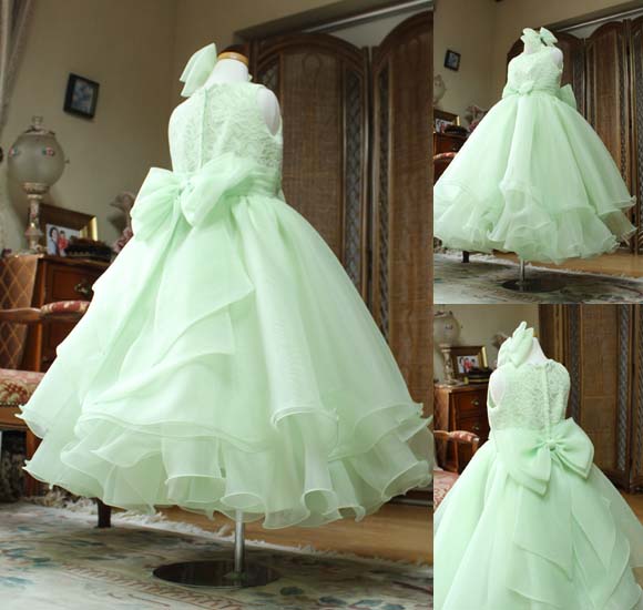 バイオリン演奏者に似合うボリュームスカート