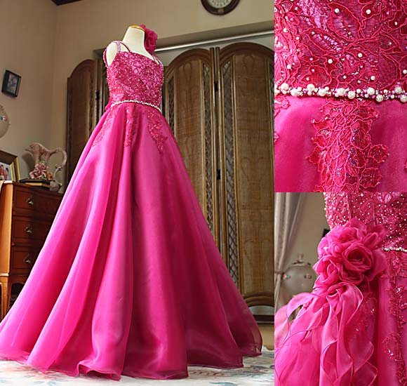 ドレスの装飾品