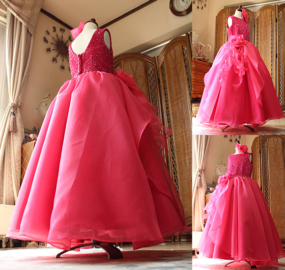 バックスタイル スカート シルエット